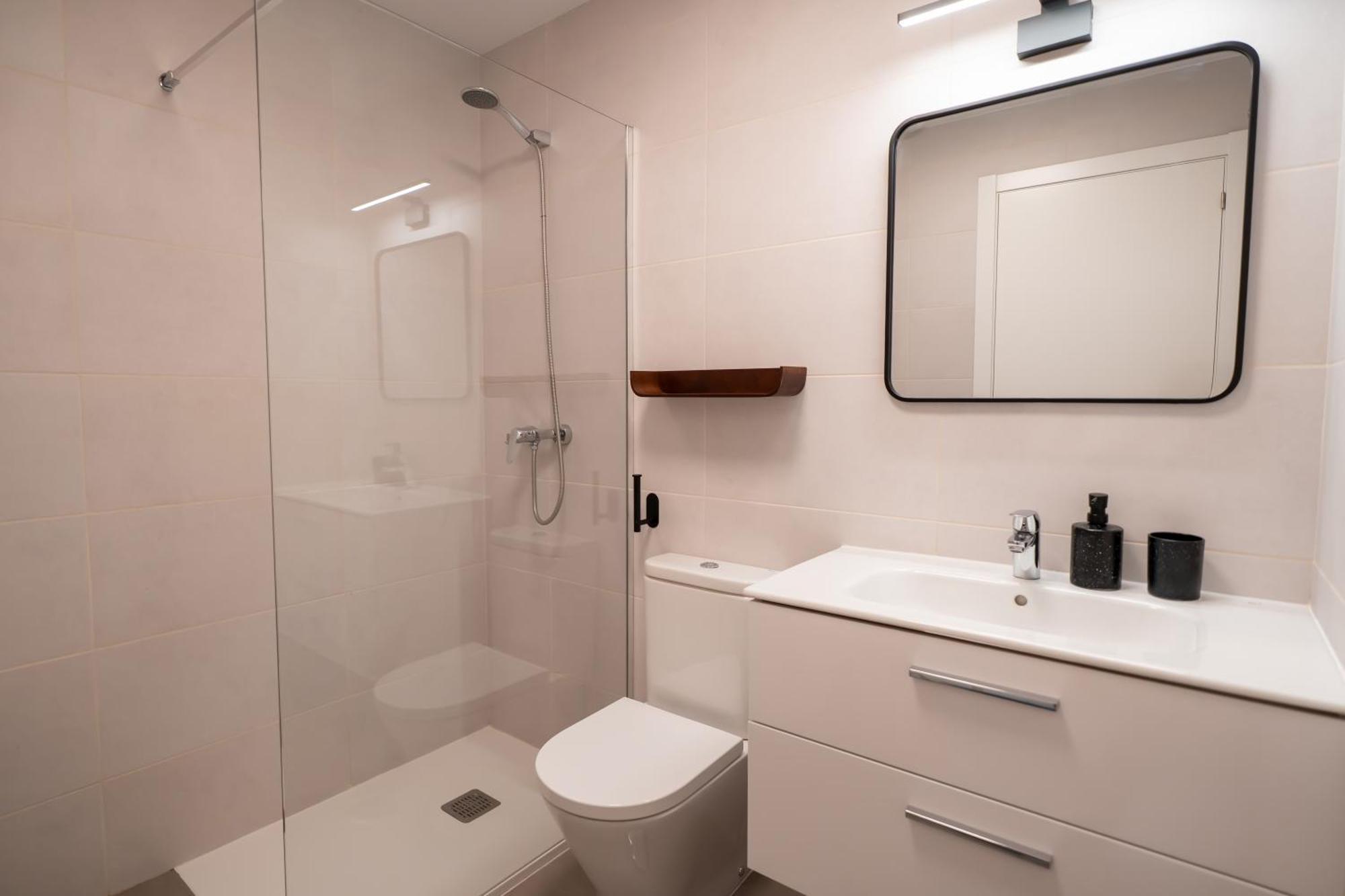Beautiful 2-Bedroom Apartment Near Center And Beach Estepona Kültér fotó